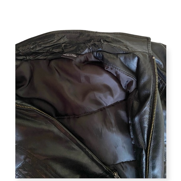 Bundle Of Toddler Boy Clothing - Picture 11 of 11